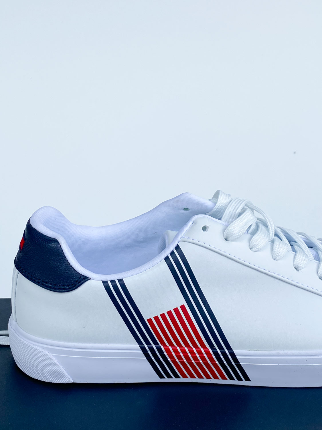 Tenis Tommy Hilfiger – UGANU. Compra en linea ropa, zapatos y más