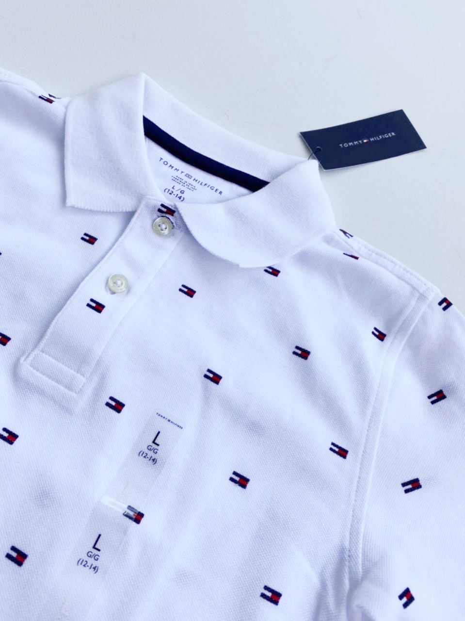 Camiseta tipo Polo, Marca Tommy – Niño – UGANU. Compra en linea ropa,  zapatos y más